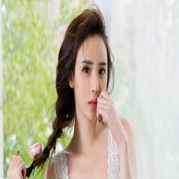 探索yellow彩色黄钻的世界：色彩、价值与应用